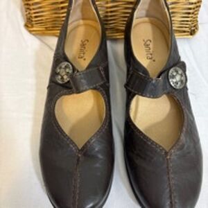 Women's Sanita Brown Leather Mary Jane Shoes Size 40 EU